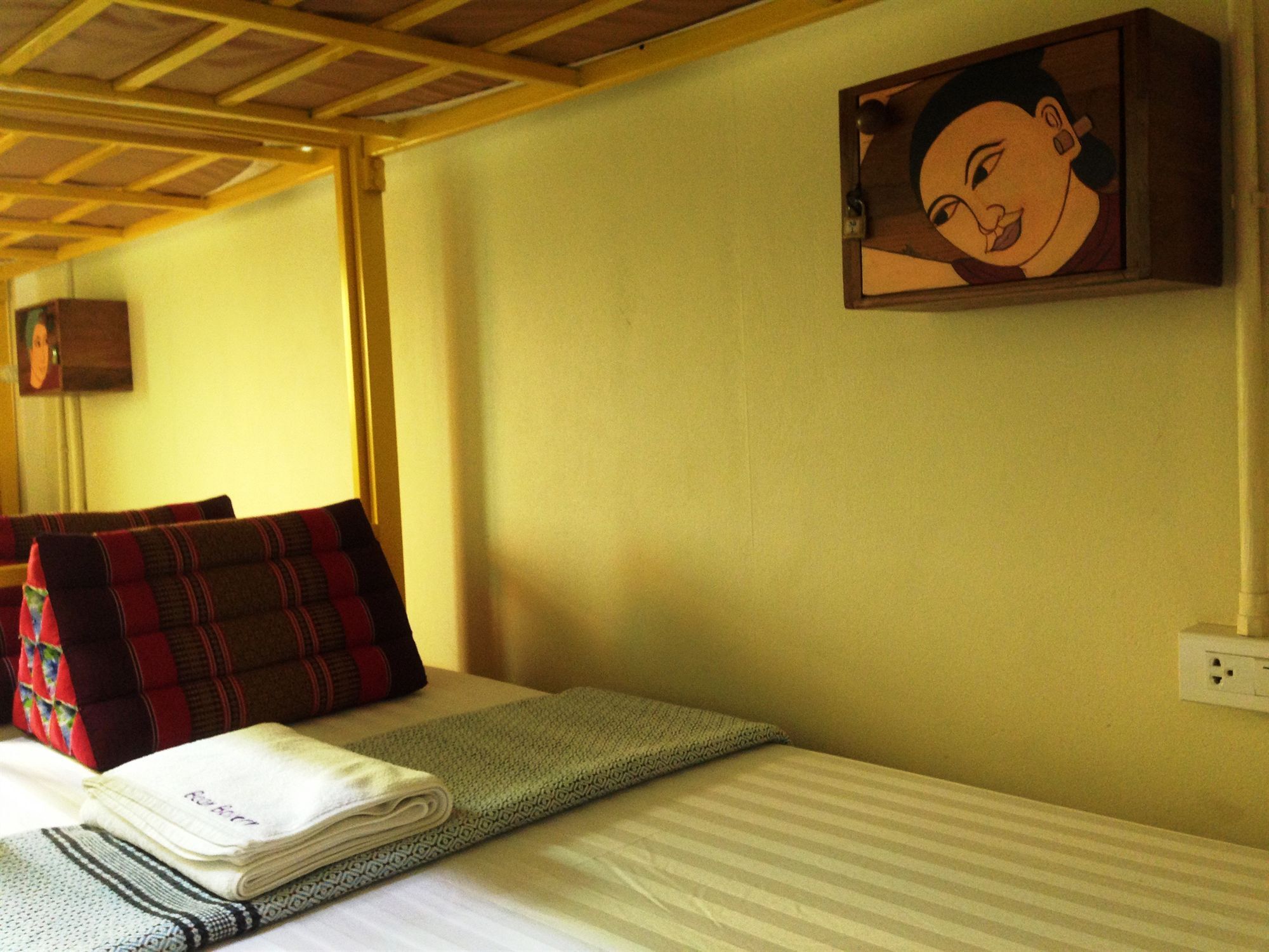 Baan Bovorn Hostel Bangkok Exterior photo